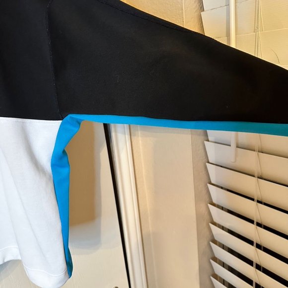 FILA Women's M Blue/White Chevron Collared Quarter Zip Pullover Sweater - Picture 12 of 16